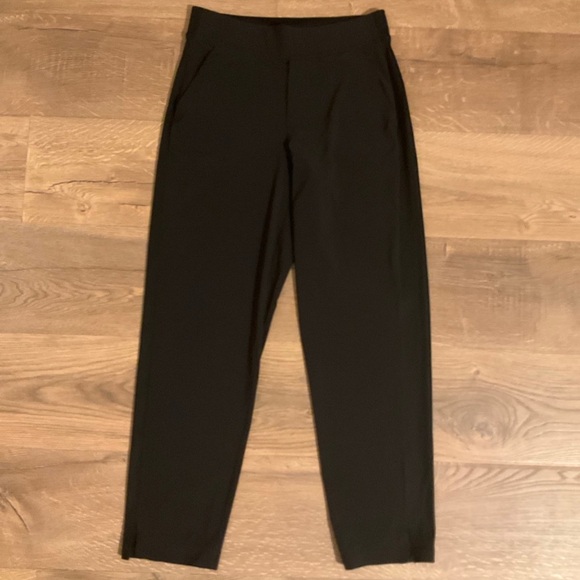 Athleta Brooklyn black ribbed mid rise ankle pants with ribbed side panel, 2 - Picture 4 of 9